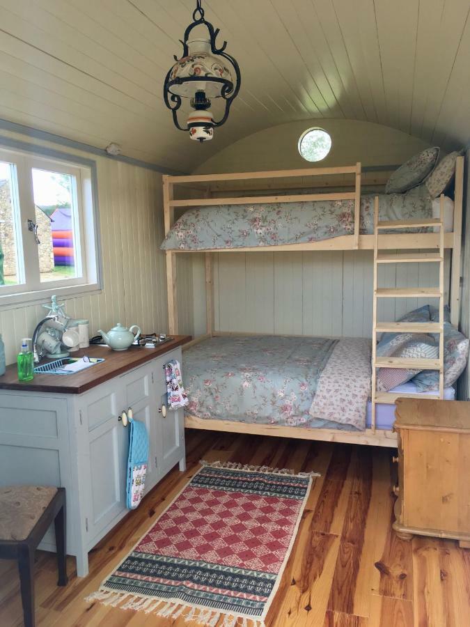 Bluebell Lane Glamping Otel Newry Dış mekan fotoğraf