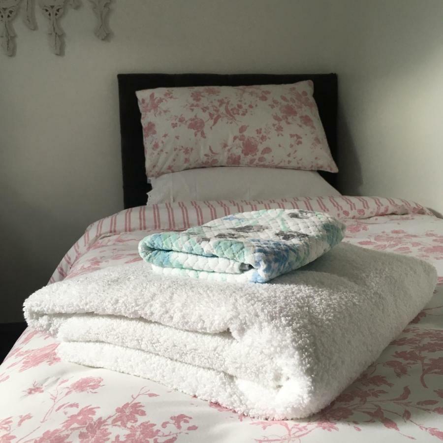 Bluebell Lane Glamping Otel Newry Dış mekan fotoğraf