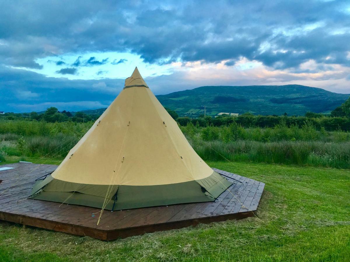 Bluebell Lane Glamping Otel Newry Dış mekan fotoğraf