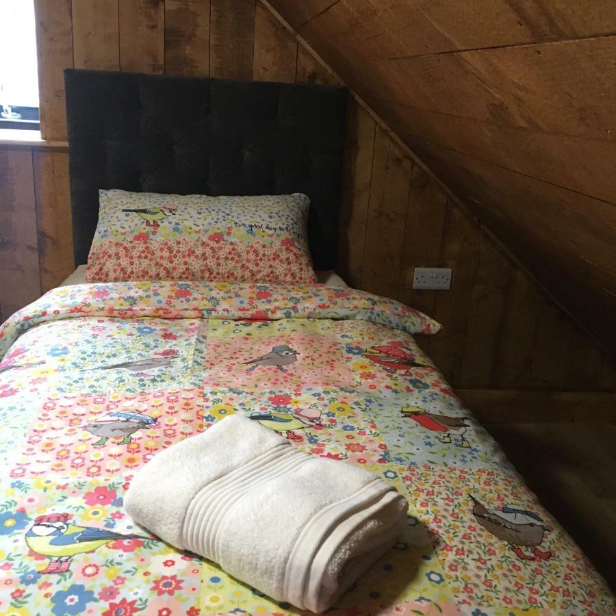 Bluebell Lane Glamping Otel Newry Dış mekan fotoğraf