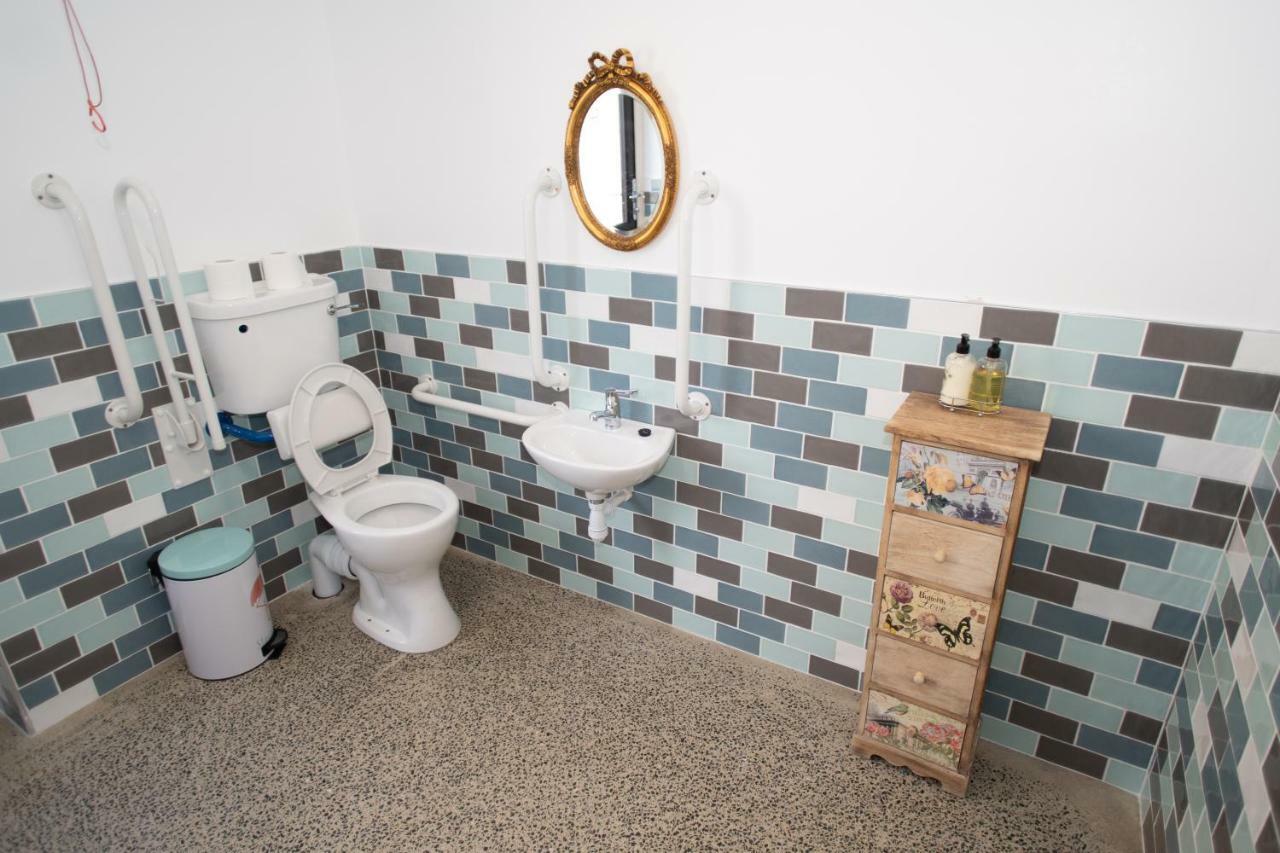 Bluebell Lane Glamping Otel Newry Dış mekan fotoğraf